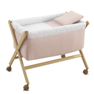 Minicuna de madera natural Plumeti rosa