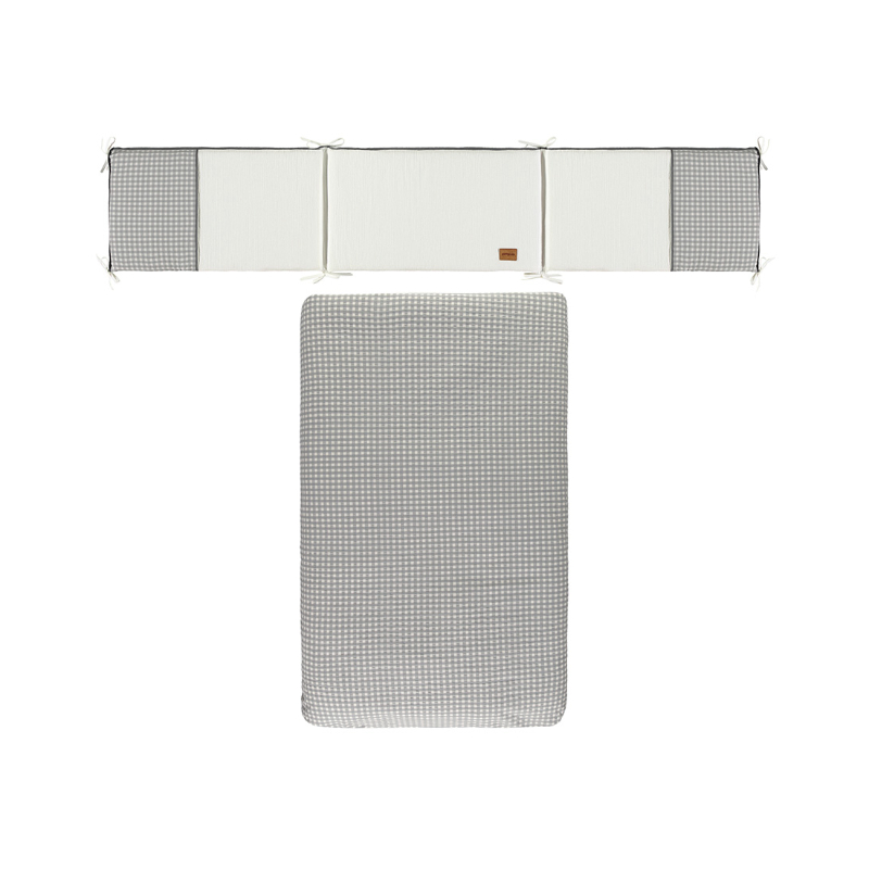 E18136250 Colcha+protector de 60x120cm. Checks Gris - Imagen 1