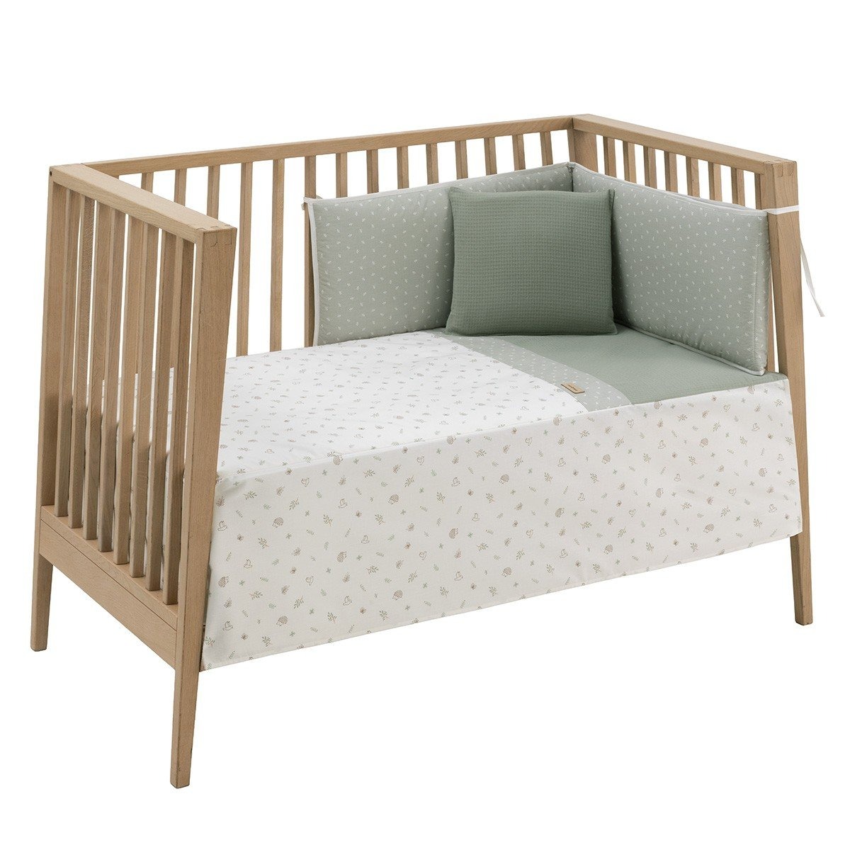 imgi_15_jgo-2-pcscolcha-i-v-cuna-60-calma-verde-60x120x3-cm Colcha con protector para cuna de 60 Calma verde - Imagen 1